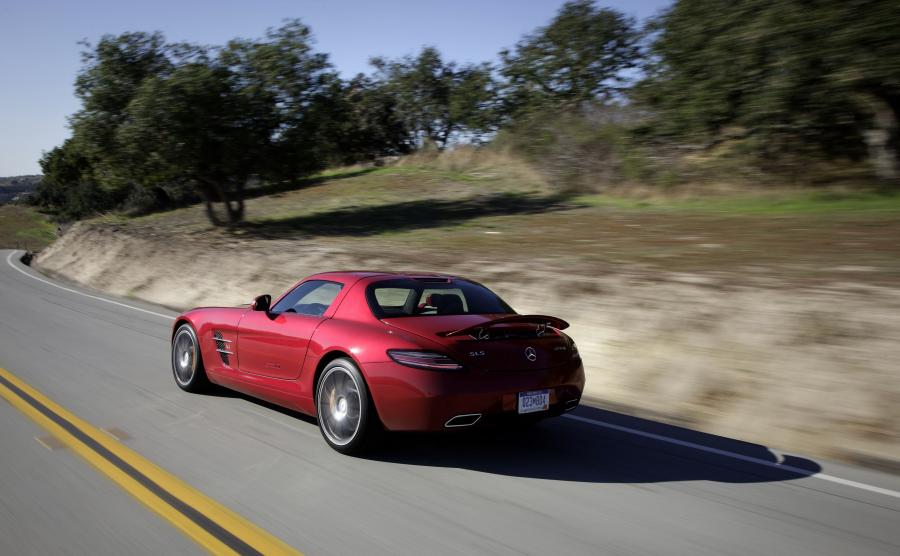  Mercedes-Benz SLS AMG 2010 года  (фото 305 из 526)